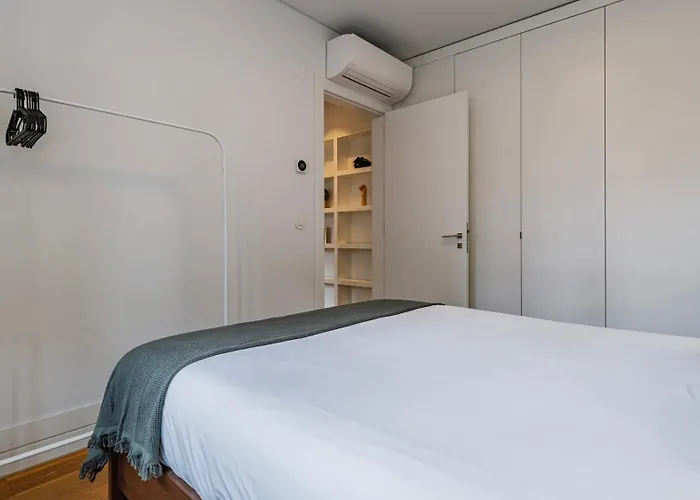 Διαμέρισμα Modern And Bright By Lovelystay *