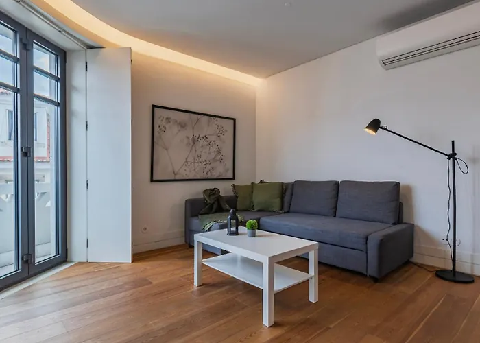 Apartment Modern And Bright By Lovelystay