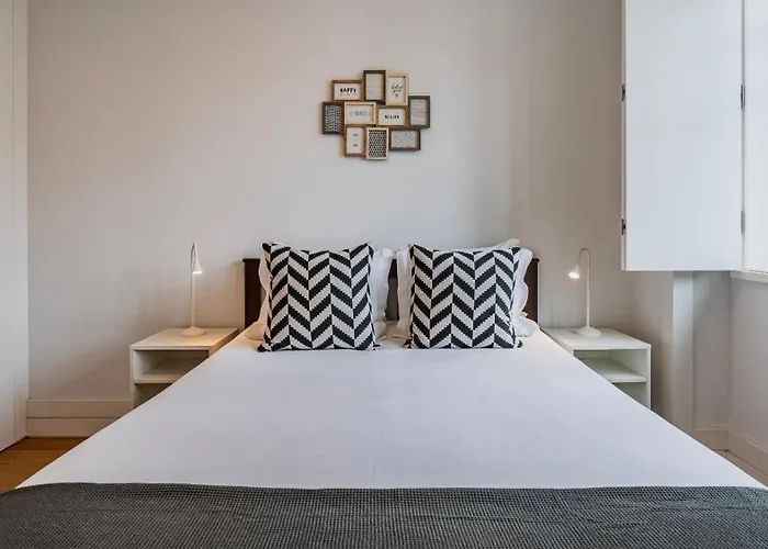 Apartment Modern And Bright By Lovelystay