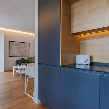 Modern And Bright By Lovelystay Lisbon